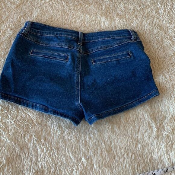 Rampage Sofie Mid-rise shorts size 7 - Picture 4 of 16